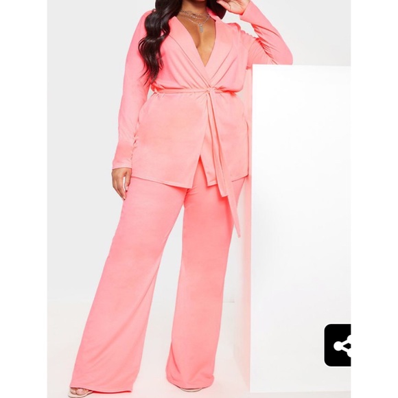 Pretty Little Thing | Pant Suit Set - Picture 3 of 9